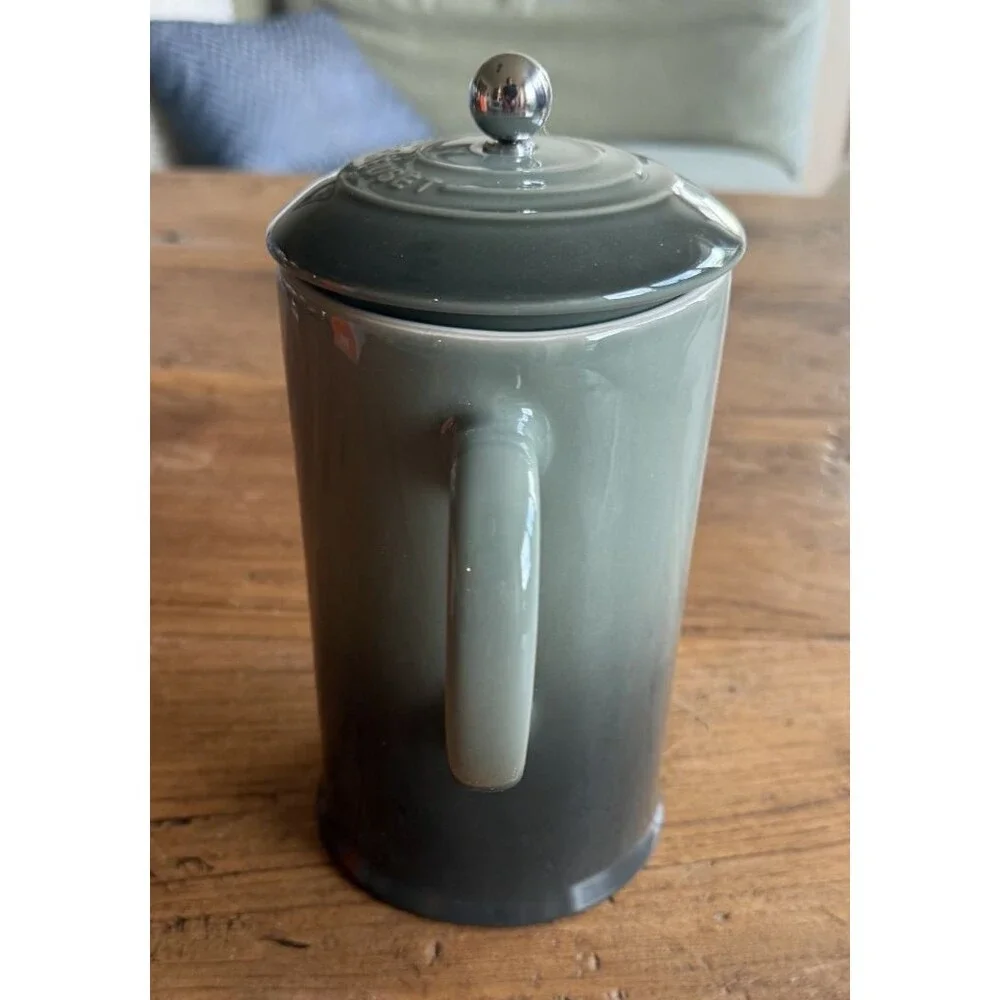 Le Creuset Stoneware 34 oz 1 Liter Coffee Pot French Press Thyme Green NEW